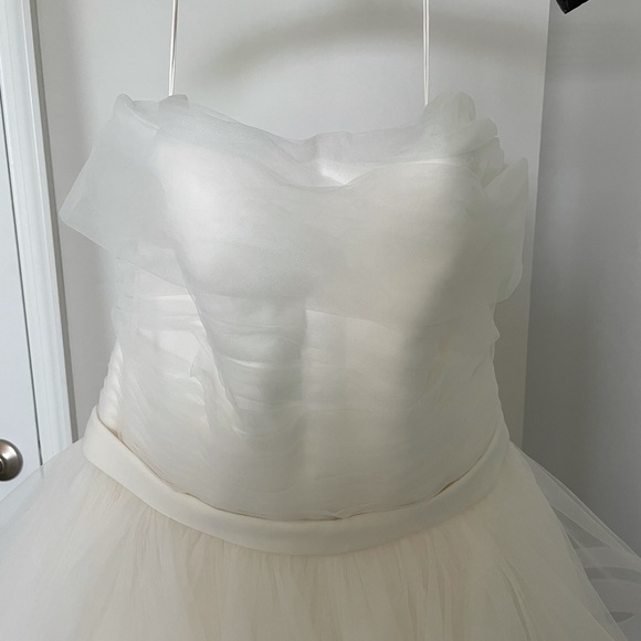 Reem Acra “I’m Romantic” bridal gown - Picture 6 of 6